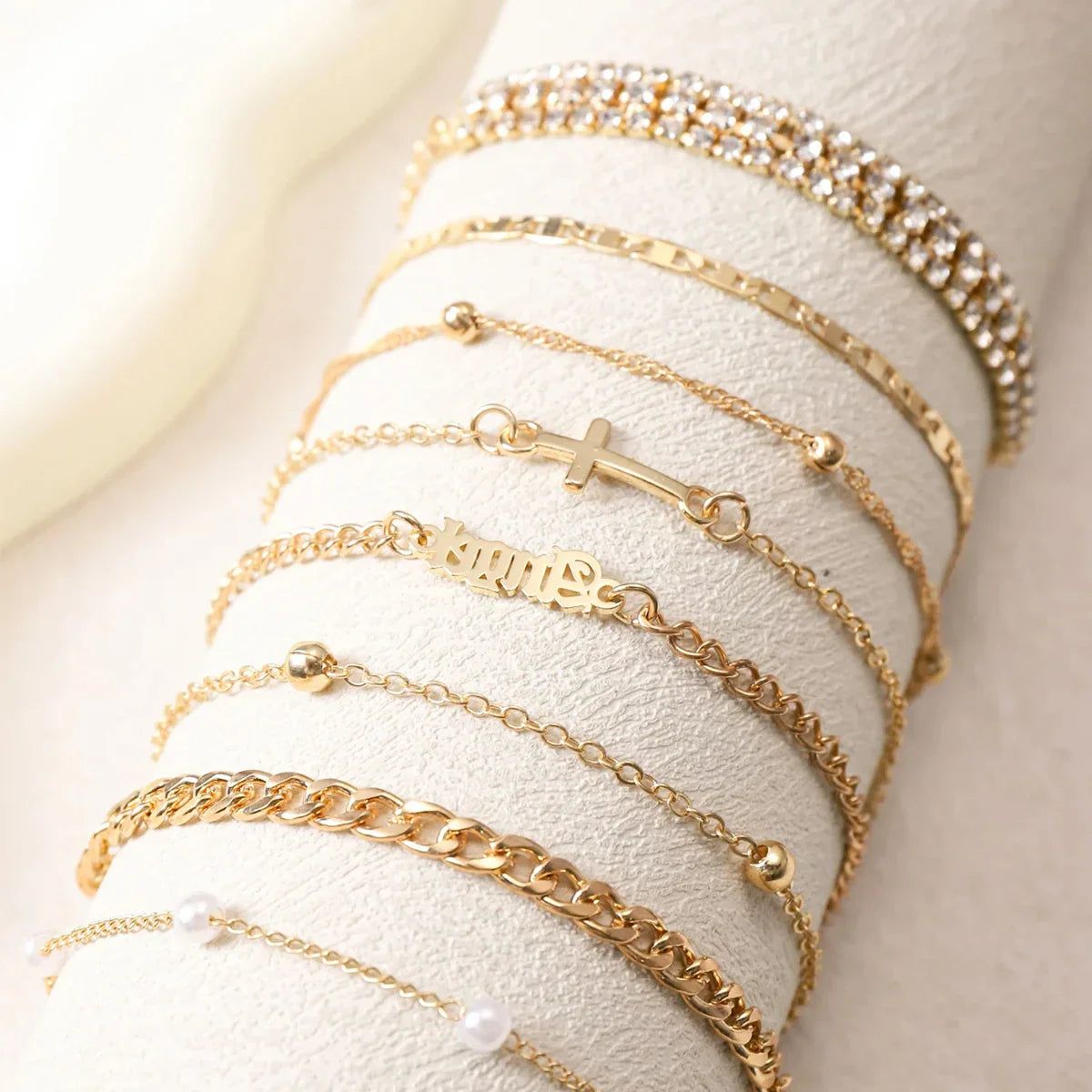 8pcs Fashion Women Stainless Steel Bracelet Stackable for Women, Thin Herribone Chain Bracelet Waterproof Gold Plated Jewelry Vera Lux