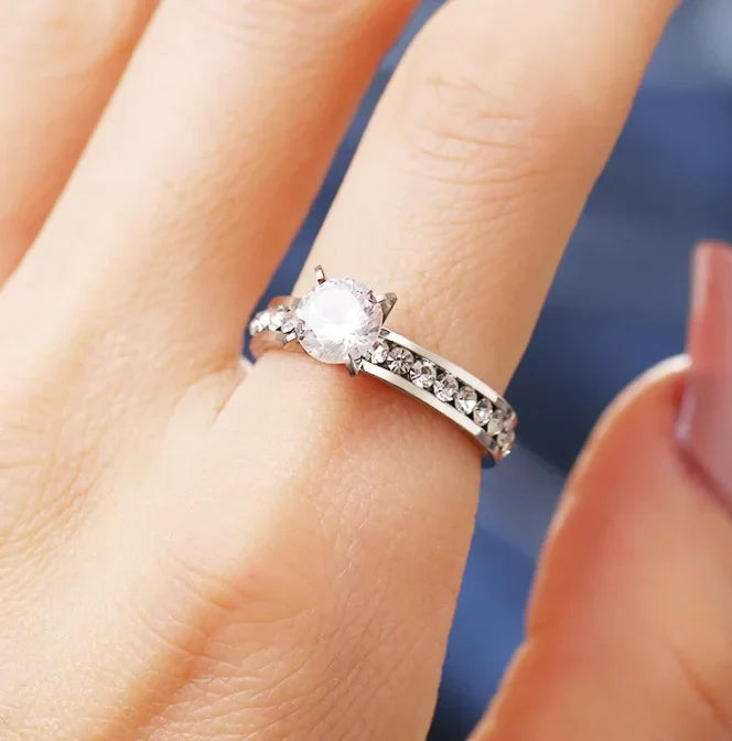 Fashion Trendy Sliver Color Zircon Rings For Women Finger Ring Jewelry Party Custom Jewelry Vera Lux