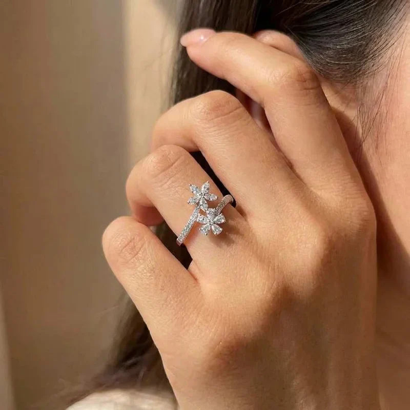 925 Sterling Silve Aesthetic Flower Adjustable Finger Ring Female Brilliant Zirconia Jewelry for Engagement Delicate Accessories Vera Lux