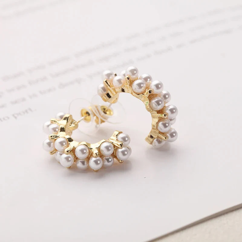 2024 Korean New Simple Temperament Circle Pearl Earrings Fashion Small Versatile Earrings Women's Jewelry Vera Lux