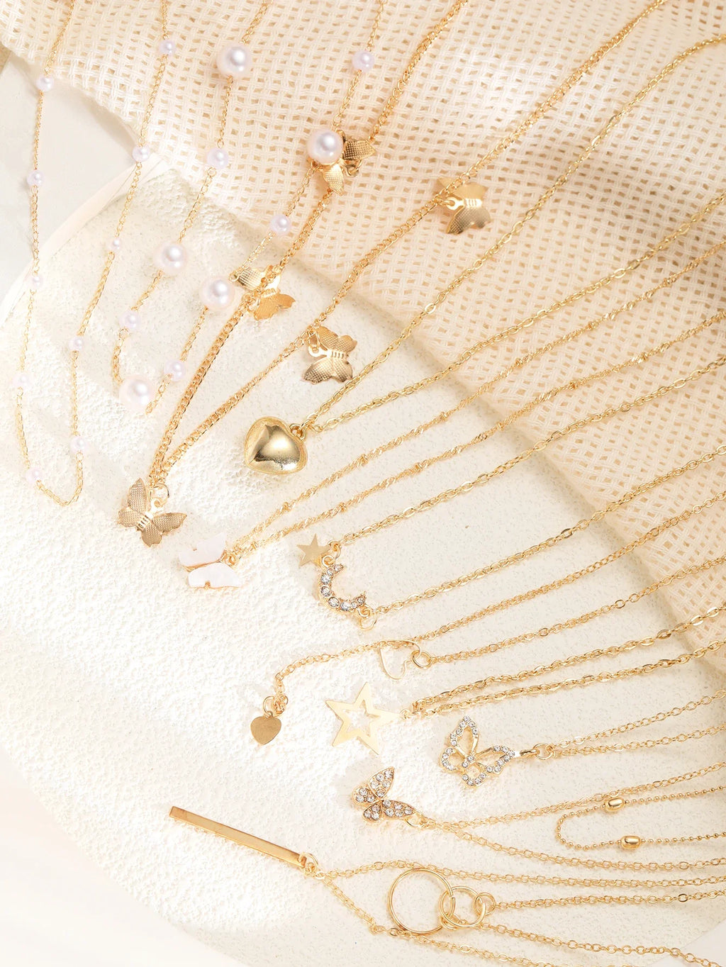 11 Pcs Women's Zircon Necklace Set Gold Color Fashion Love Heart Butterfly Pendant Hypoallergenic Neck Chain Boho Jewelry Gifts Vera Lux