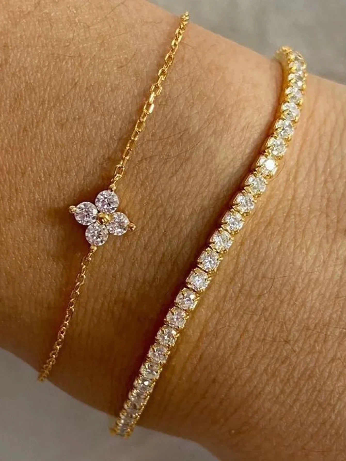 2pcs Simple Cubic Zirconia Flower Water Chain Women's Bracelet Set Daily Minimalist Silver Color Bracelet Party Fashion Jewelry Vera Lux