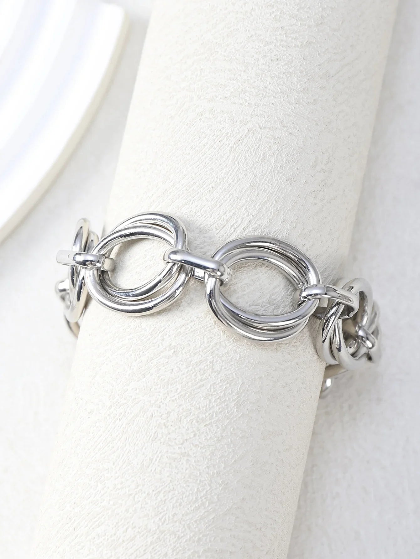 Never Fade Stainless Steel Oval Links Chain Bracelets for Women Girls, Dainty Simple Minimalist Metal Links Wristband Vera Lux
