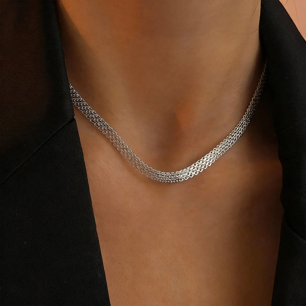 S925Silver European and American simple and unique woven hollow wide necklace ins trend mesh collarbone chain Vera Lux