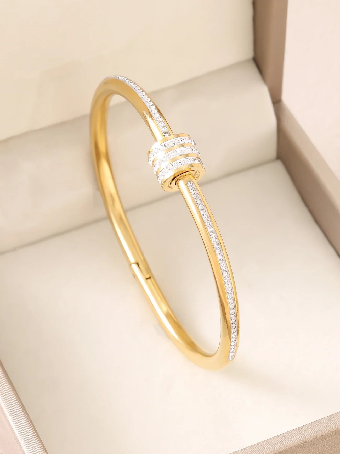 1pc 18K Gold Plated Stainless Steel Stackable Bracelet With Chain And Clover Design, Fashion Style For Women, Suitable For Casua Vera Lux