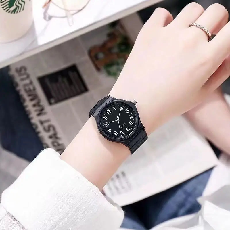 Exam Watch Silicone Strap Simple Women Watch Student Ladies Quartz Wristwatch Waterproof Round Small Dial for Women Vera Lux
