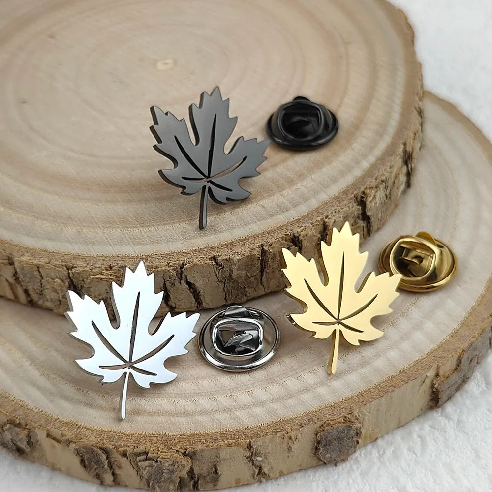 New maple leaf men's lapel pin, 316L stainless steel gold-plated badge, black brooch for suit accessories, gift for father Vera Lux