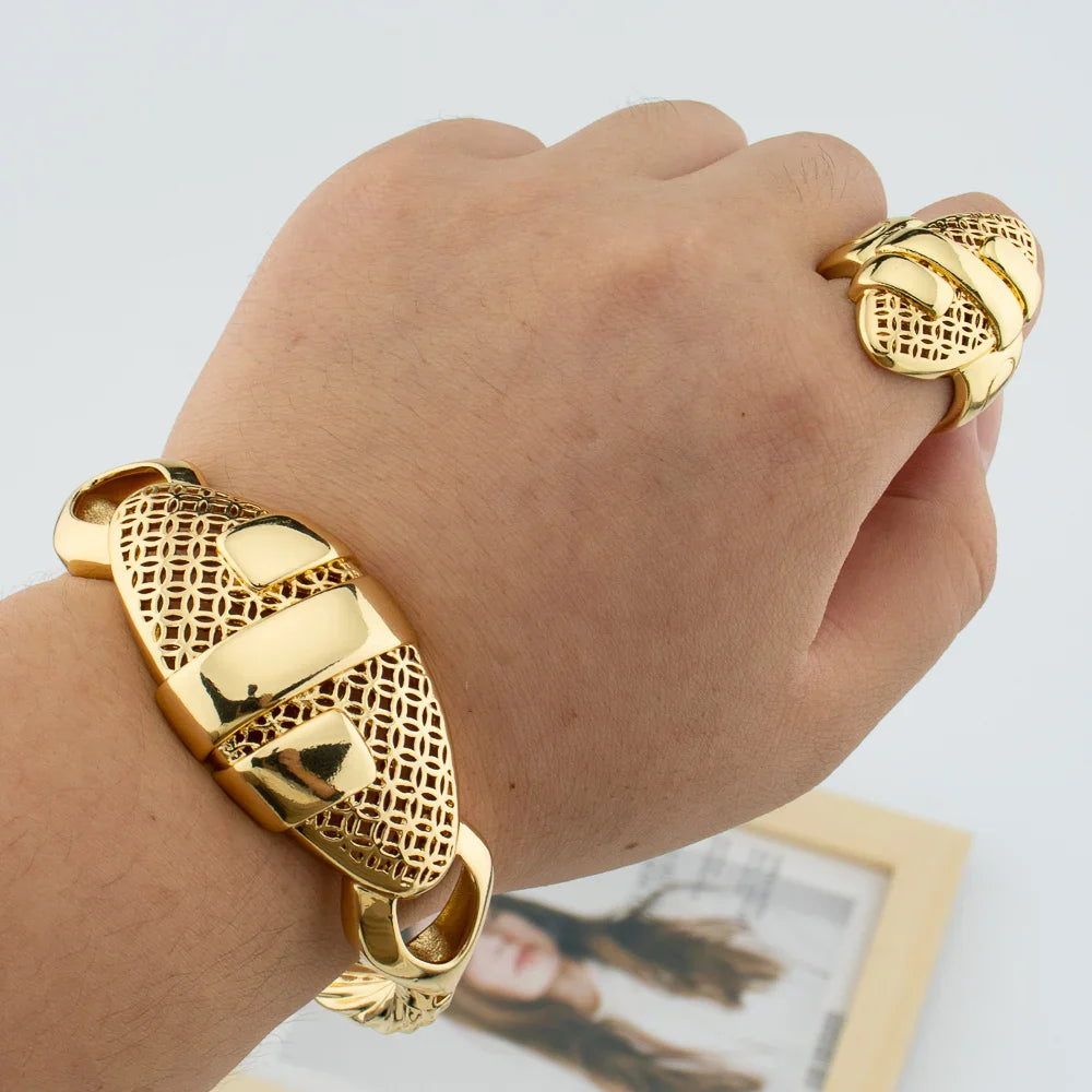 Cuff Bangle With Ring For Women 18K Gold Plated Bracelet Jewelry Nigerian Wedding Party Gift Dubai Hollow Out Design Bracelet Vera Lux