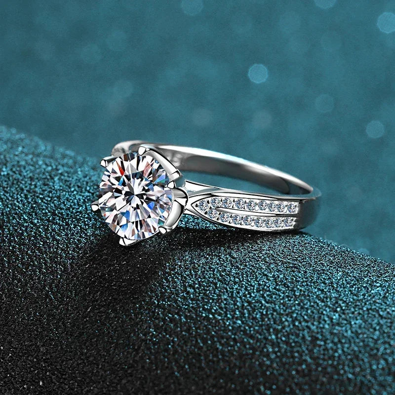 NeeTim 0.5ct 1ct Moissanite Engagement Ring Women Proposal Rings S925 Sterling Silver with White Gold Plated Wedding Band Vera Lux