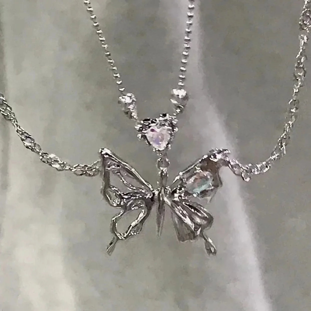 Y2K Crystal Butterfly Pendant Necklace Women Light Luxury Egirl Punk Heart Grunge Clavicle Chain Fashion Jewelry Party Gift 2023 Vera Lux