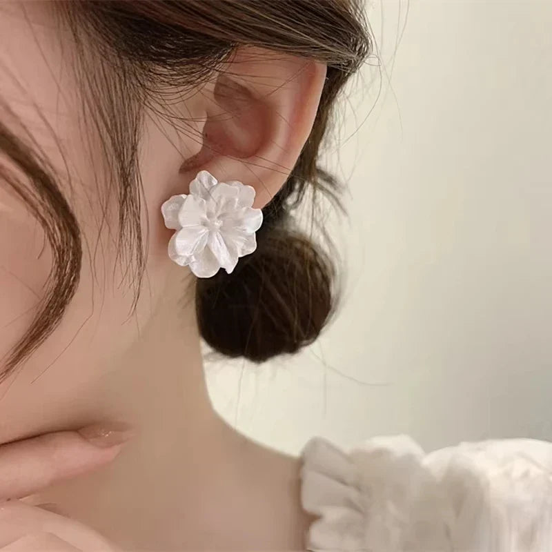 White Flower Stud Earrings for Women Folded Acrylic Side Charming Sweet Floral Girls Earrings Japanese Style Ear Jewelry Vera Lux