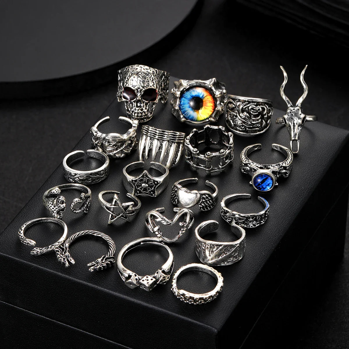 20Pcs/Set Retro Punk Gothic Rings for Women Men Silver Color Heart Evil Eyes Skull Snake Pentagram Rings Set Trendy Jewelry Gift Vera Lux