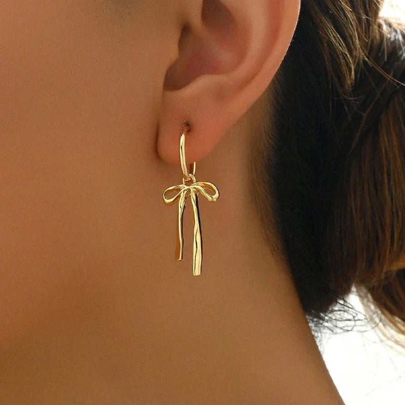 New Luxury Fashion Bowknot Earrings Retro Soft Versatile Gold Color Tassel Stud Earring Jewelry For Daily Wear By Women Gifts Vera Lux