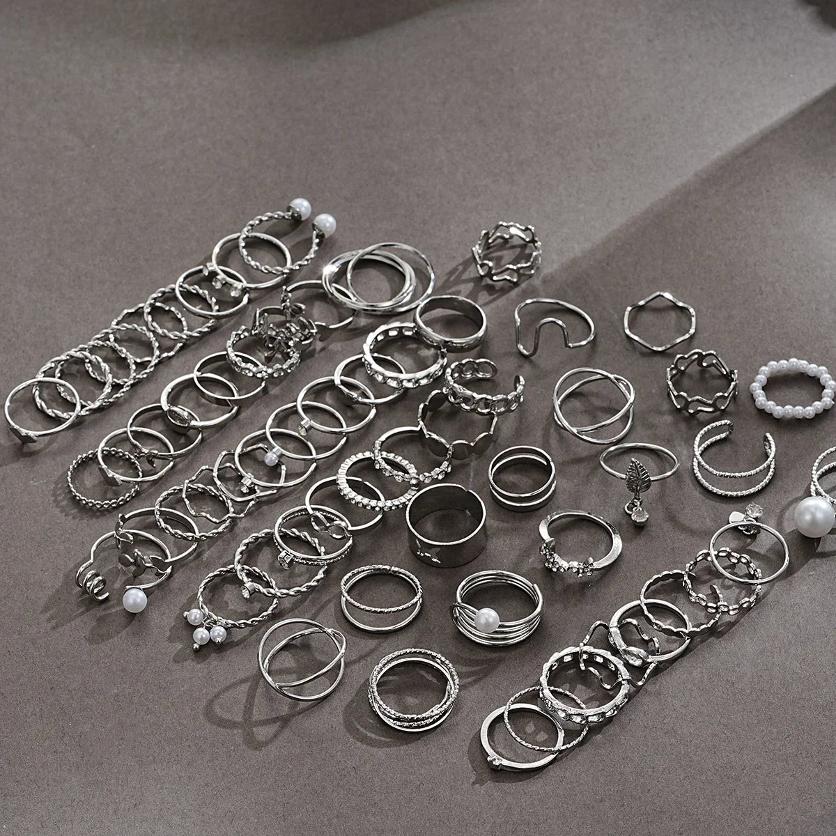 64 Pcs Silver Color Geometric Knuckle Rings Set For Women Heart Cross Leaf Pearl Charm Finger Ring Female Boho Party Jewelry Vera Lux