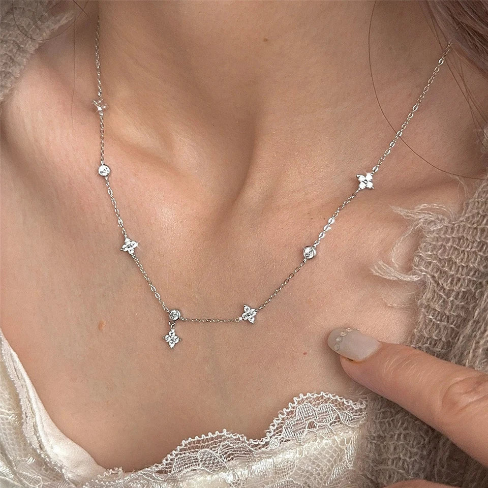 Yupsk Inlaid Zircon Four-leaf Flower Chain Necklace for Women New Niche Light Luxury Hot Fashion Collares Choker Accessories Vera Lux