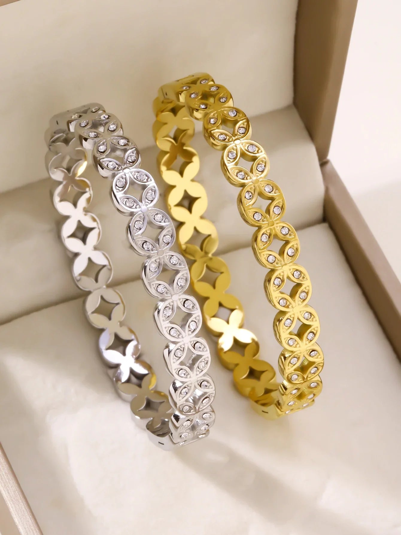 1pieces/set women's wedding jewelry party holiday Valentine's Day gift stainless steel bracelet plated with 18K gold bracelet Vera Lux