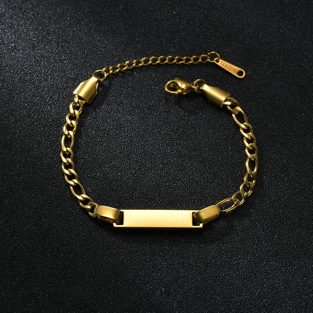 Akizoom Punk Engrave Name Custom Bracelets Gold Color Stainless Steel Thick Hand Chain Customized Couple Men Women Jewelry Gift Vera Lux