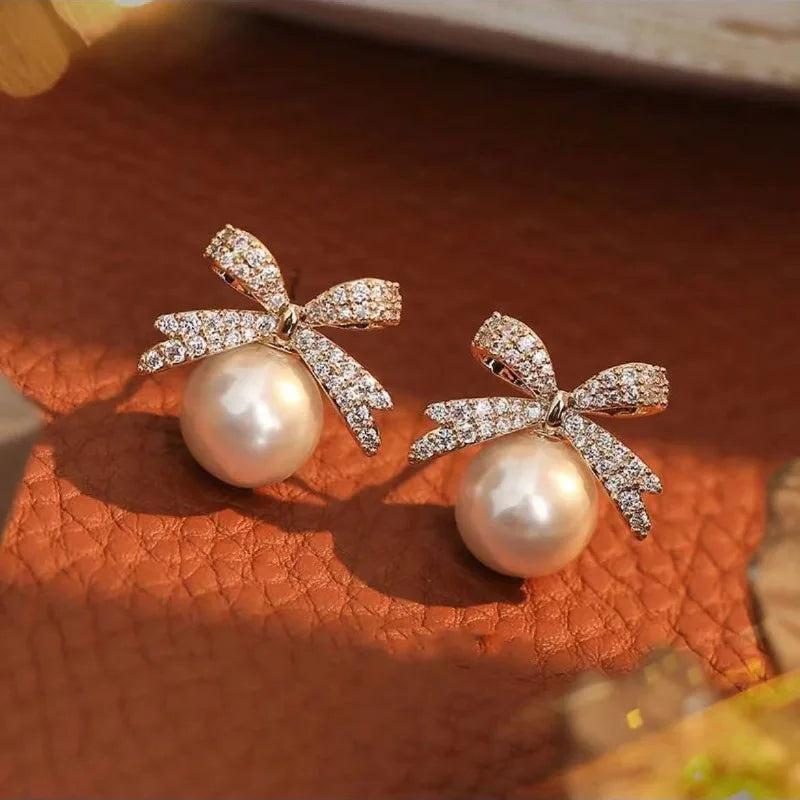 French Sweet Personality Pearl Simple And Small Design Sense Full Of Drill Bow Delicate All-matching Earwear Female Vera Lux
