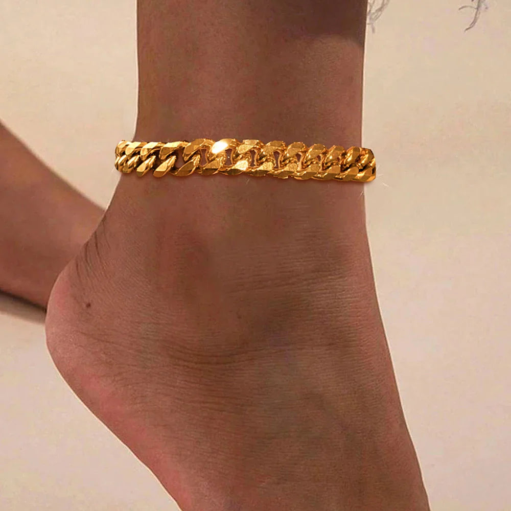 Stainless steel anklet Multiple chain thickness specifications Classic fashion anklet For Women Jewelry Creative Fashion Gifts Vera Lux
