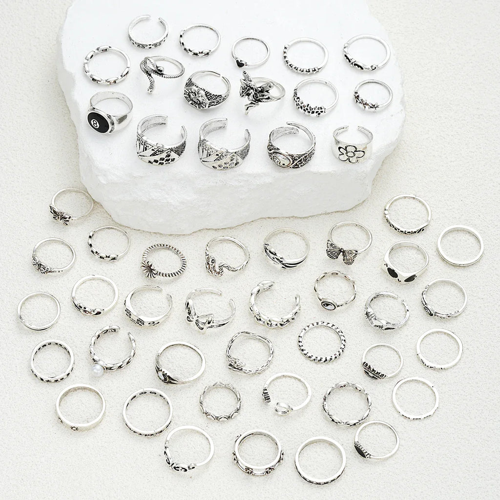 51pcs Gothic Punk Ring Set For Women Men Fashion Butterfly Heart Snake Design Match Ring Daily Wear Halloween Jewelry Gifts New Vera Lux