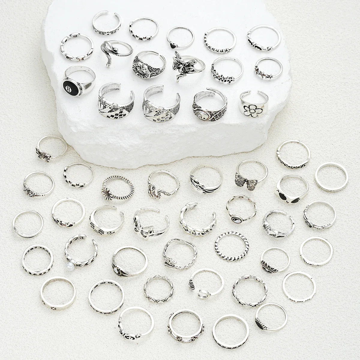 51pcs Gothic Punk Ring Set For Women Men Fashion Butterfly Heart Snake Design Match Ring Daily Wear Halloween Jewelry Gifts New Vera Lux