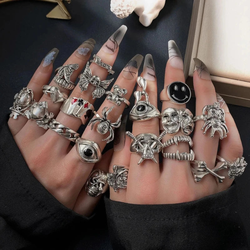 24Pcs Ring Set Alloy Personality Poker Card Smiley Ring Gothic Punk Hip Hop Trend Style Wear Matching Accessories Vera Lux