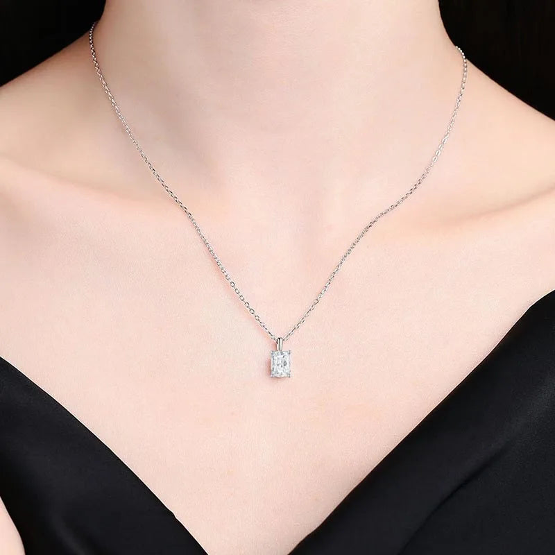 NeeTim 1ct 2ct 3ct 4ct Radiant Cut D VVS1 Moissanite Necklace for Women with Gold Plated Jewelry Sterling Silver 925 Pendant Vera Lux