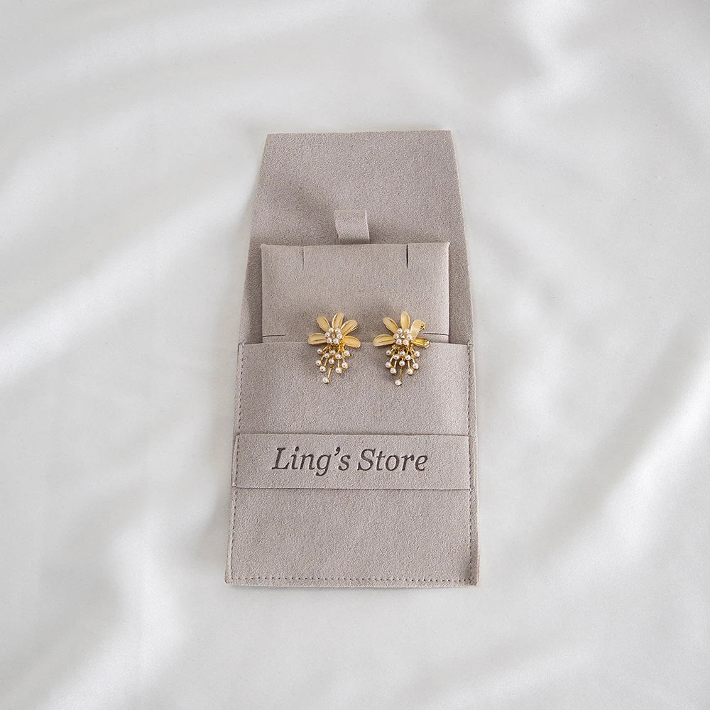 20/50/100pcs Personalized Logo Jewelry Microfiber Strip 8x8cm Bag Insert With 6x6cm Pad Card For Earrings Studs Necklace Pendant Vera Lux