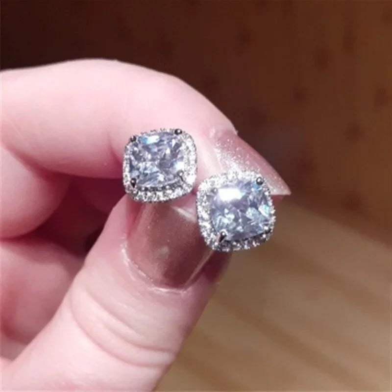 Ne'w Bright White/Yellow/Pink CZ Stud Earrings for Women Fashion Contracted Jewelry High Quality Wedding Engagement Vera Lux