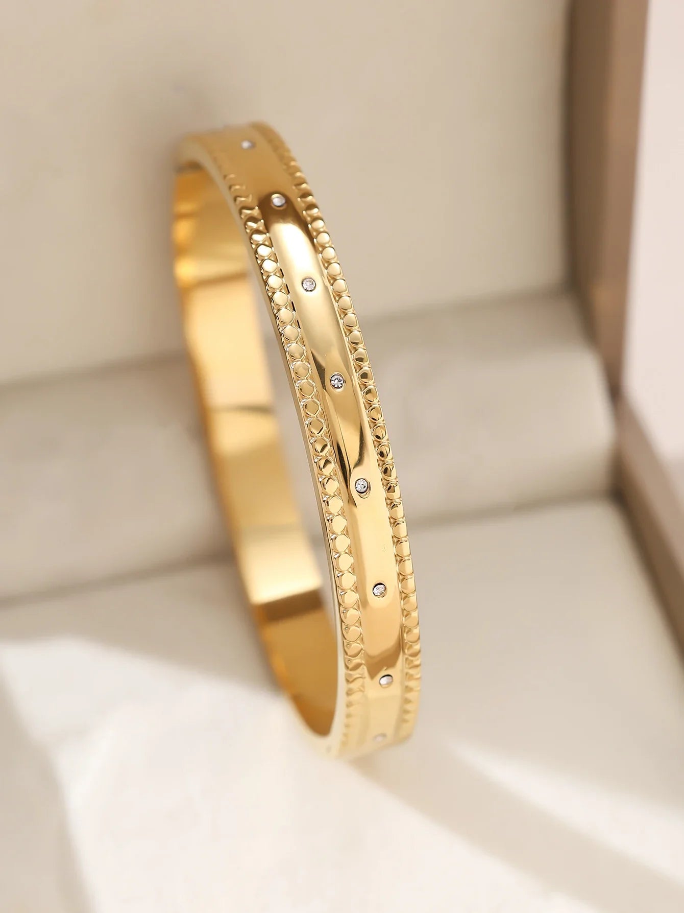 18K gold-plated stainless steel non fading gold bracelet - durable and fashionable jewelry accessory, suitable for holiday gifts Vera Lux