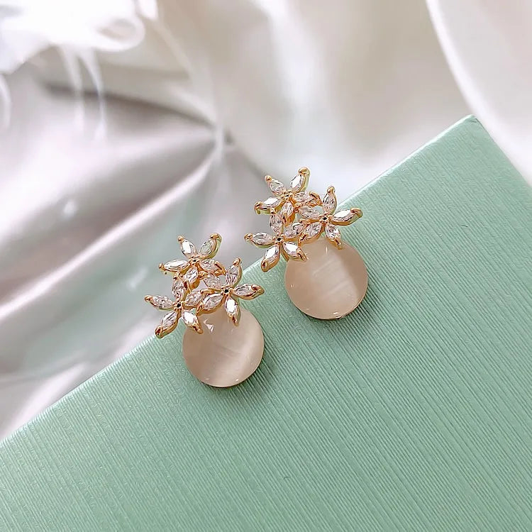Flower Rhinestones Opal Stud Earrings for Women Small Exquisite Sweet Versatile Advanced Earring Charms Jewelry Gifts Wholesale Vera Lux