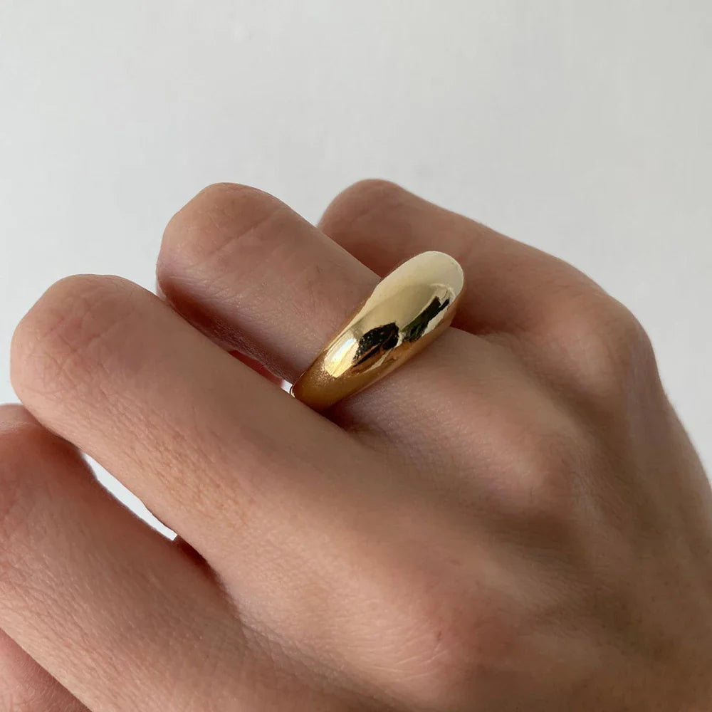 COLALA Waterproof Fashion Simple Stainless Steel Rings for Women Arc Rings Jewellery No fading Geometric Ring Size 5 6 7 8 Vera Lux