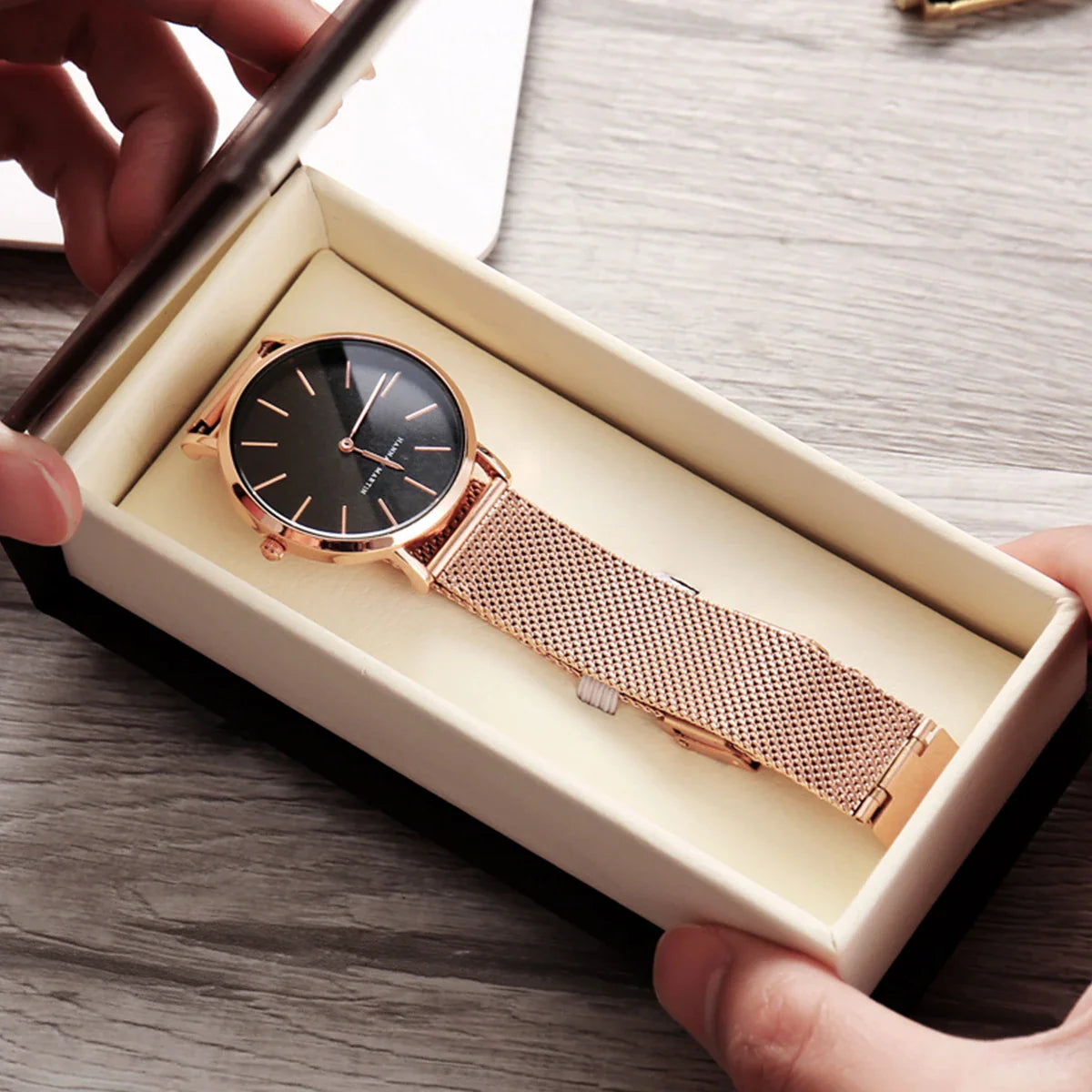 HANNAH MARTIN Brand Quality Stainless Steel Japan Quartz Movement Waterproof Women 36mm Full Rose Gold Ladies Dropshipping Watch Vera Lux