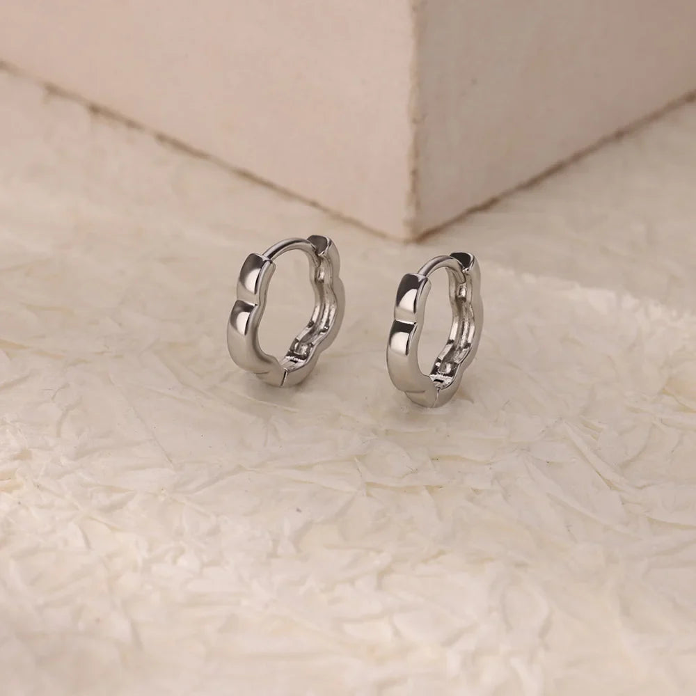 Chunky Flower Hoop Earring for Women Stainless Steel Gold Color Wedding Aesthetic Earring New Couple Jewelry Accessories Gift Vera Lux