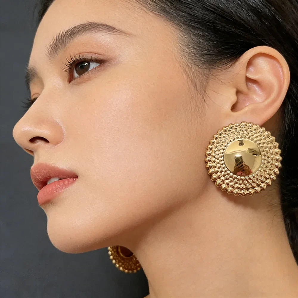 Gold Plated Earrings Jewelry for Women Weddings Design Circle Clip Earrings for Dubai Engagement Bride Luxury Hoop Earrings Vera Lux