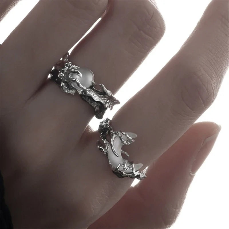 2pcs Irregular Sun Moon Ring with Small Texture Light Luxury Jewelry Personalized Versatile Cosplay DIY Props for Couple Gifts Vera Lux