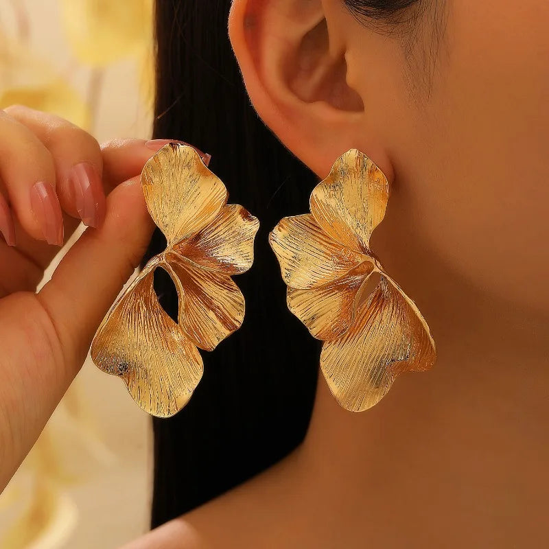 Exaggerated Ginkgo Leaf Stud Earrings for Women Trendy Unique Minimalist Alloy Design Earring Fashion Jewelry Vera Lux