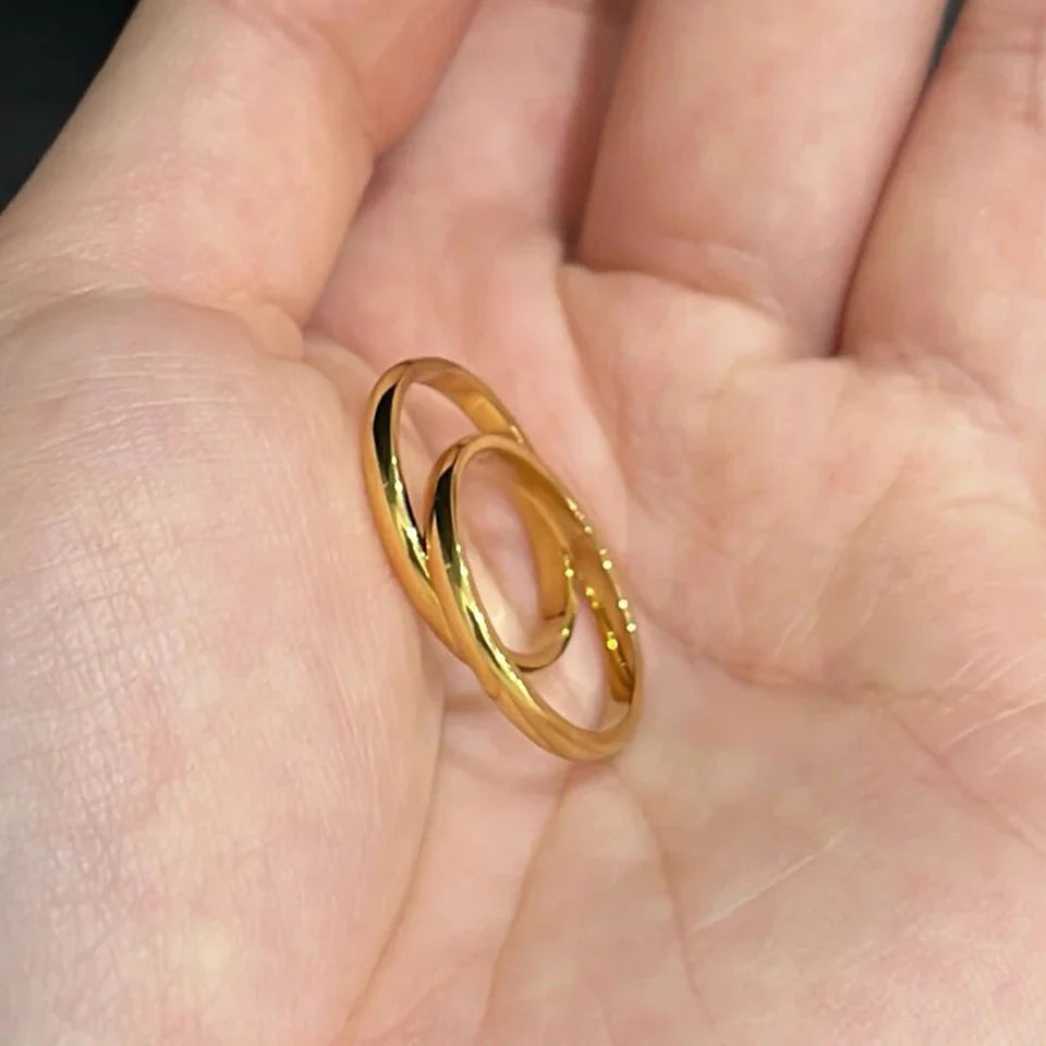 Stainless Steel Rings Gold Color/Silver ColorAnti-allergy Smooth Simple Wedding Couples Rings Bijouterie Vera Lux