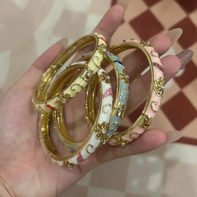 1pcs Chinese Retro Style Bracelet Enamel Blue And White Porcelain Element Women's Bracelet Exquisite Elegant Ladies' jewelry Vera Lux