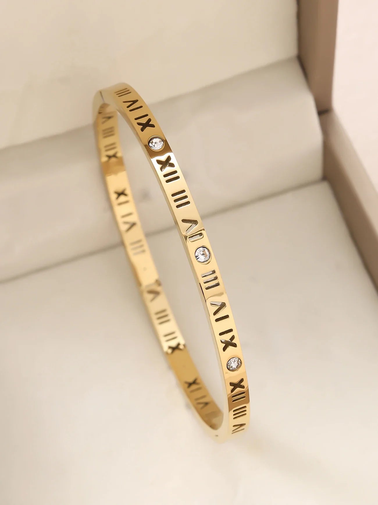 1pieces/set women's wedding jewelry party holiday Valentine's Day gift stainless steel bracelet plated with 18K gold bracelet Vera Lux