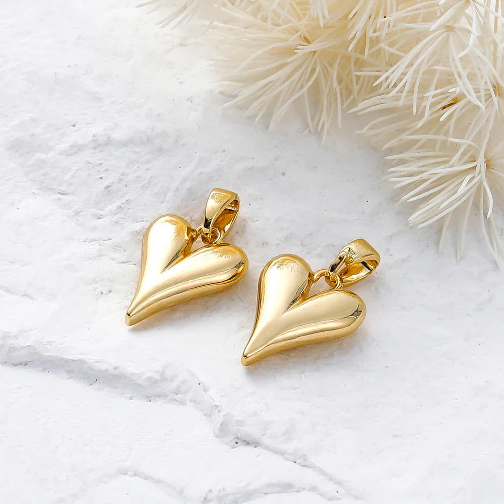 4pcs 18K Gold Plated Small Peach Heart Charms For Jewellery Making DIY Earrings Necklaces Pendant Accessories Vera Lux
