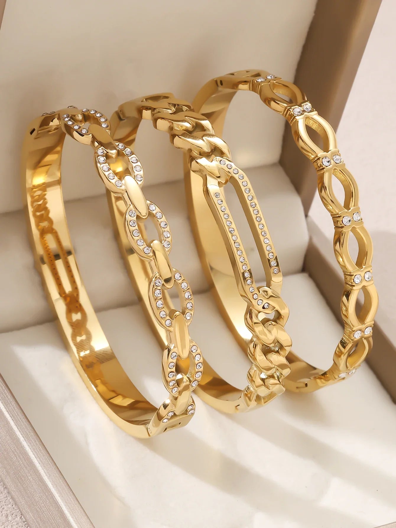 1pieces/set women's wedding jewelry party holiday Valentine's Day gift stainless steel bracelet plated with 18K gold bracelet Vera Lux