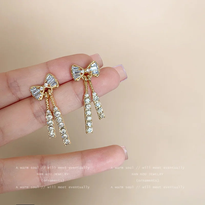 Gold Color Shiny Bow Stud Earrings For Women Fashion Exquisite Dainty Rhinestone Bow Dangle Earrings Jewelry Friends Gift Vera Lux
