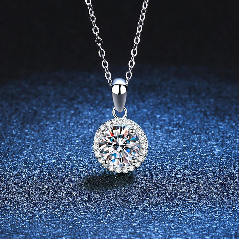 NeeTim 1 Carat Real Moissanite Pendant For Women Lab Diamond Necklace 925 Sterling Silver Fine Jewelry Girl Valentine's Day Gift Vera Lux