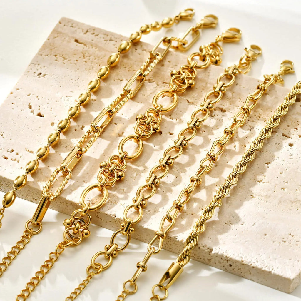 Statement Stainless Steel Chain Bracelet for Women, Vintage 18k Gold Plated Elegant Jewerlry Vera Lux