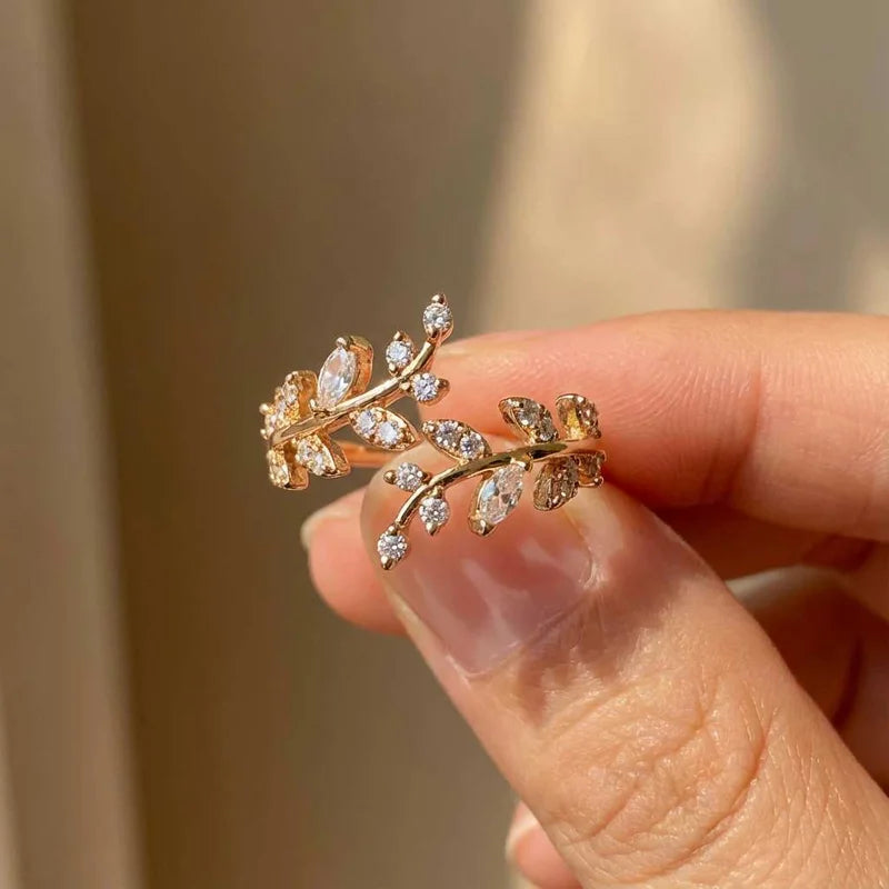 925 Sterling Silver Fashion Zircon Leaf Adjustable Rings for Women Gift Party High Quality stylish Fine Jewelry Hot Sales Vera Lux