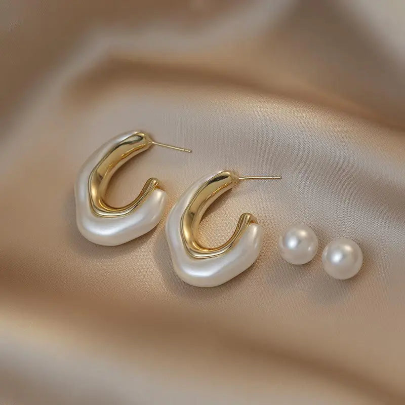 Yupsk New Design Irregular Metal Pearl Earrings for Women Personalized CC Shape Hoop Earring Korean Fashion Jewelry Vera Lux
