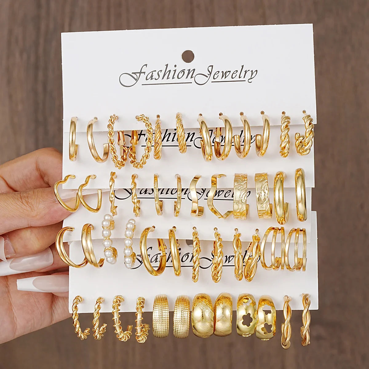 24-Pair Vintage-Inspired Small Hoop Earring Set for Women Elegant Geometric Iron Ear Ornaments for Daily Wear Gifts 2024 Jewelry Vera Lux
