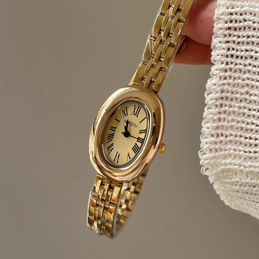 Hot Sale Fashion Watch for Women Mid Ancient Style Oval Dial Small Gold Watch Adjustable Steel Strap Quartz Wristwatch Wholesale Vera Lux