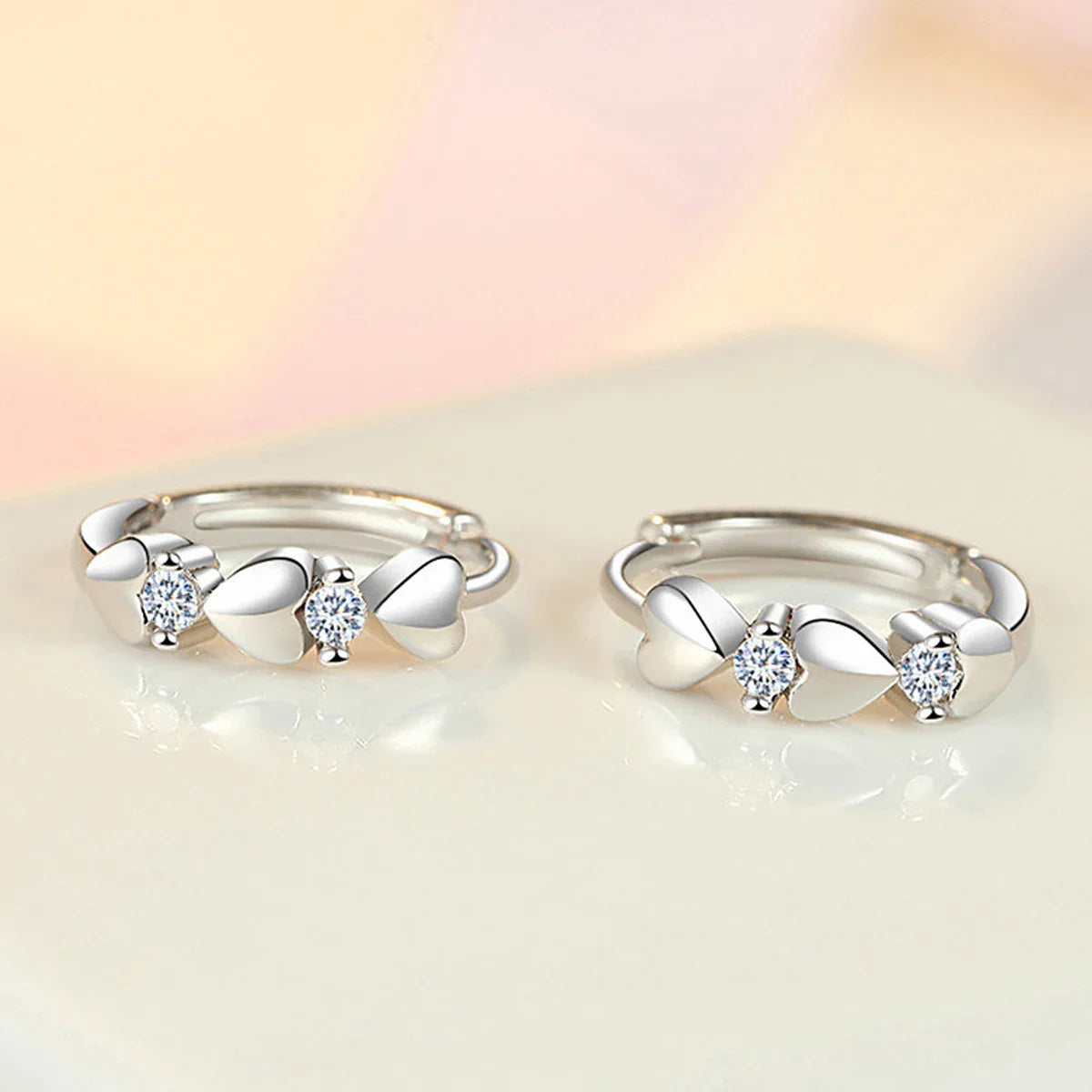 Cute Heart Small Hoop Earrings Women 3 Metal Colors Trendy Girls Ear Circle Earrings Fancy Accessories Statement Jewelry Vera Lux